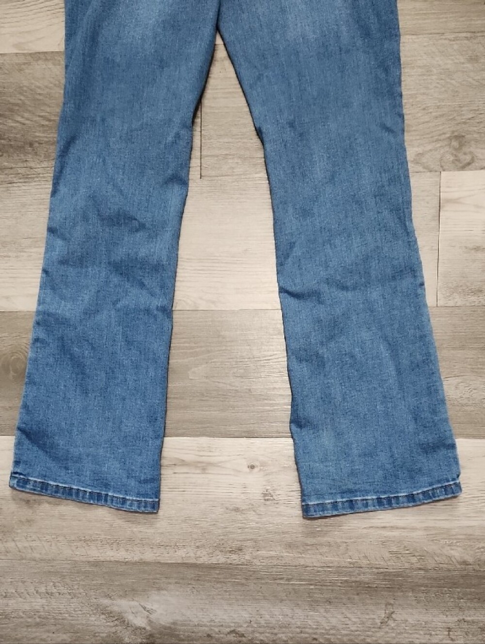 Light Blue Slight Flare Denim Adjustable Sinch Waist Jeans Girls Size 12 - Picture 9 of 11